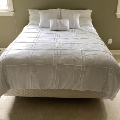Full Size Bed