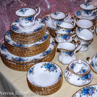 LARGE 70+ Piece Set - Royal Albert "Moonlight Rose"