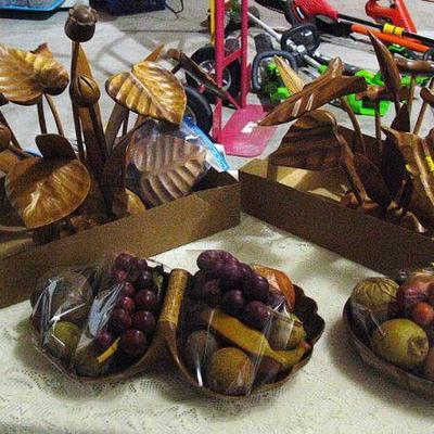 Vintage Mid-Century Monkey Pod Wood Arrangements and Fruit with Serving Tray