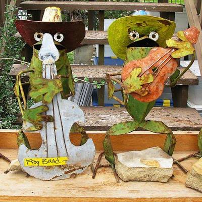 Metal Frog Band Yard Art