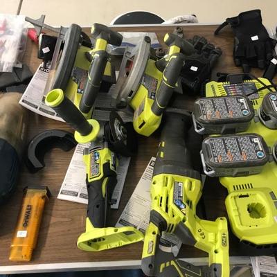 Ryobi Tool set battery power 4 pieces, two skin saws, grinder, cut off saw $299