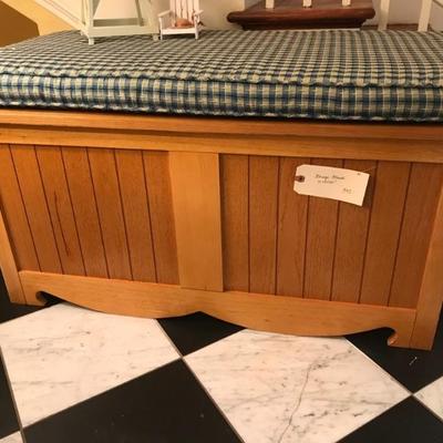 storage trunk with custom cushion $395
31 X 20 X 21"