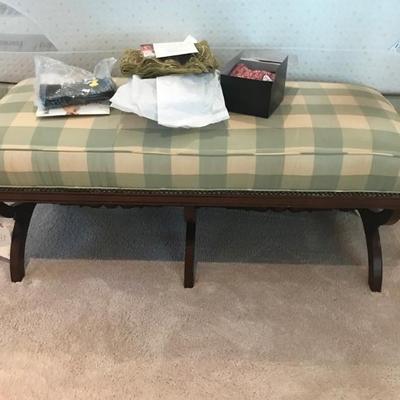 bench $295
42 X 18 X 19"