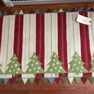 Frontgate "new" rug $80
2 X 3'