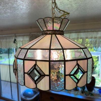 Vintage Tiffany-Style Hanging Glass Pendant Light