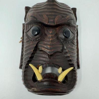 Tiki Jungle Room Decor - Devil Mask