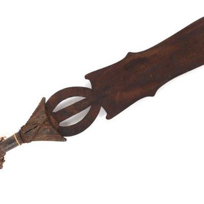 https://www.liveauctioneers.com/catalog/334859_antique-firearms-edged-weapons-and-jewelry/