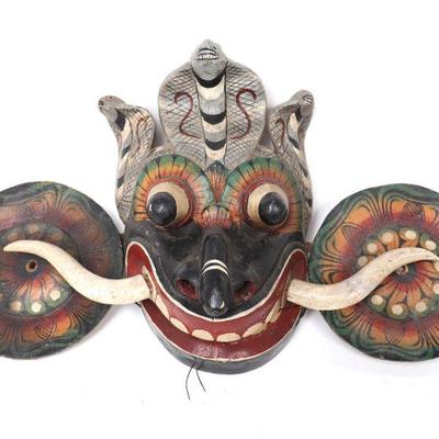 https://www.liveauctioneers.com/catalog/334859_antique-firearms-edged-weapons-and-jewelry/