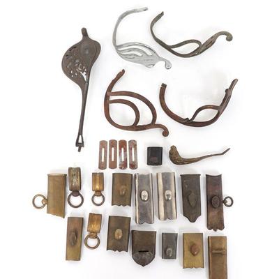 https://www.liveauctioneers.com/catalog/334859_antique-firearms-edged-weapons-and-jewelry/