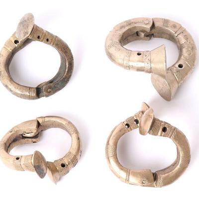 https://www.liveauctioneers.com/catalog/334859_antique-firearms-edged-weapons-and-jewelry/