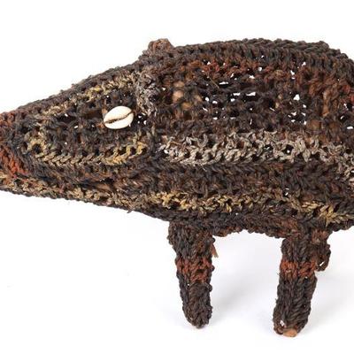 https://www.liveauctioneers.com/catalog/334859_antique-firearms-edged-weapons-and-jewelry/