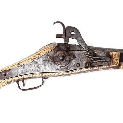 https://www.liveauctioneers.com/catalog/334859_antique-firearms-edged-weapons-and-jewelry/