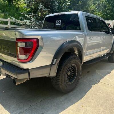 2022 Ford Raptor pic 2
