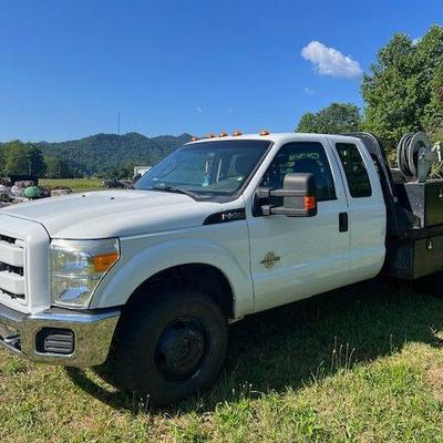 2012 F350 diesel 4x4 runs and drives 98,000 miles