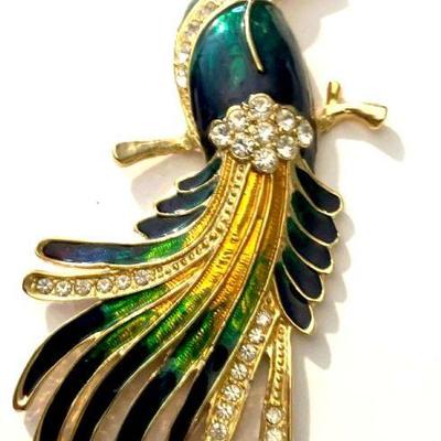 Vintage Pin Jewelry