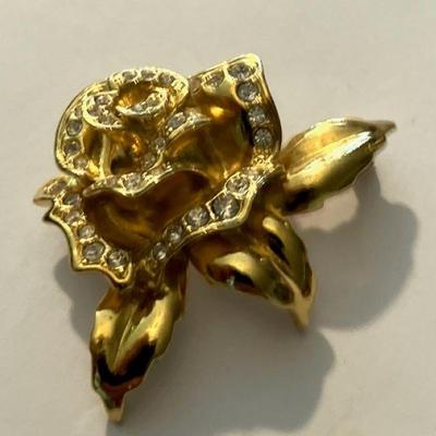 Vintage Pin Brooch Jewelry