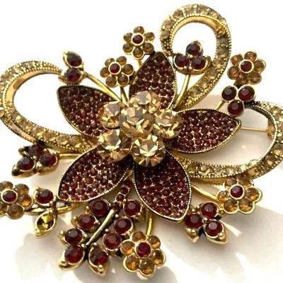 Another AVON 35 Year Pin, So incredible!
