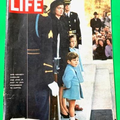 LIFE Magazine,1963, Image of Jackie , Jon and Caroline Kennedy

