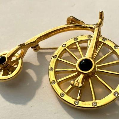 Vintage Pin Brooch Jewelry