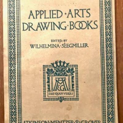 DRAWING LESSONS BOOK
