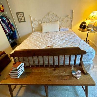 King-sized bed with Dakota pillow-top mattress.