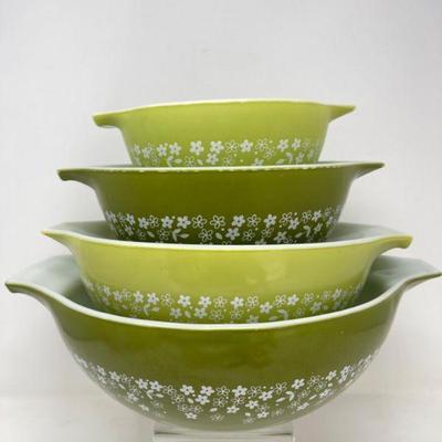 Pyrex Nesting Bowls