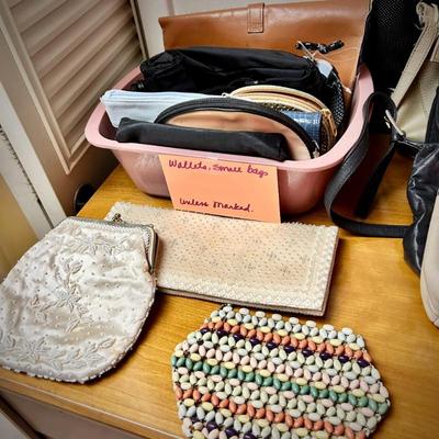 Vintage handbags/pocketbooks