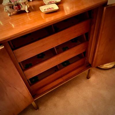 Vintage MCM Drexel "Sun Coast" bedroom suite - dresser & mirror (6 drawers + 3 sliding trays). Dresser 66" x 18"...