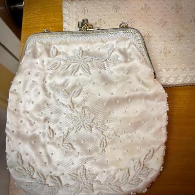 Vintage handbags/pocketbooks