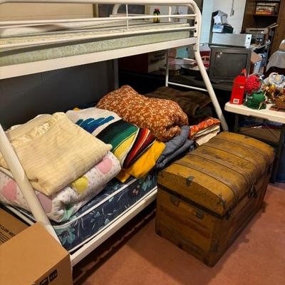 bunk bed 