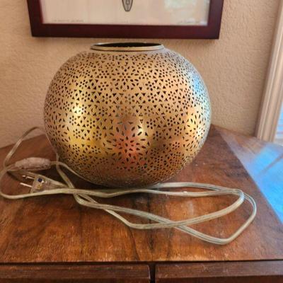 Awsome lamp, the light creates a great effect 