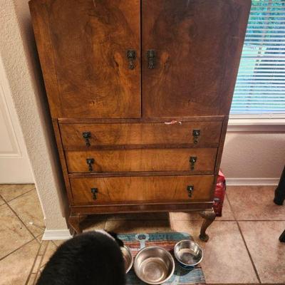 Great piece, I kept all my dog treats in it