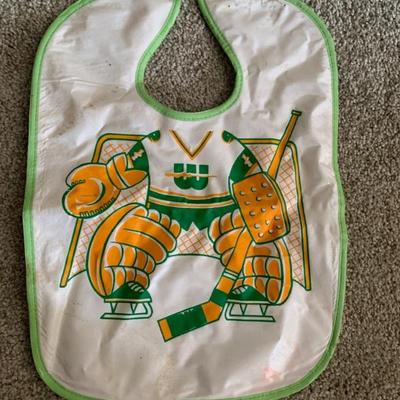 New England Whalers-style bib