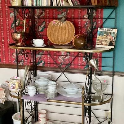 Bakers rack