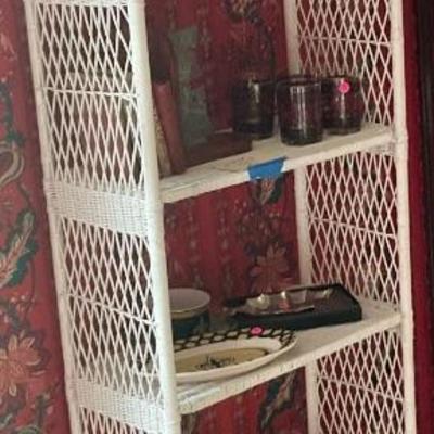 Wicker shelf