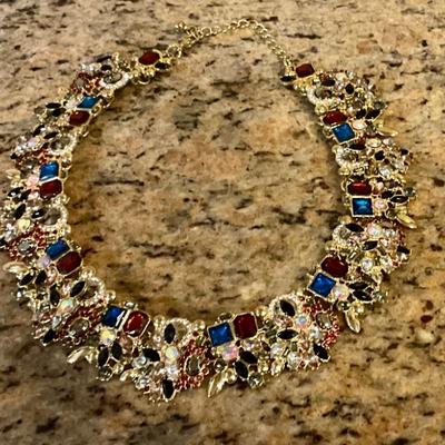 Necklace multi colored necklace