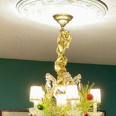 Chandelier 