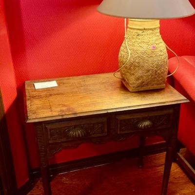 Pegged Table with 2 drawers