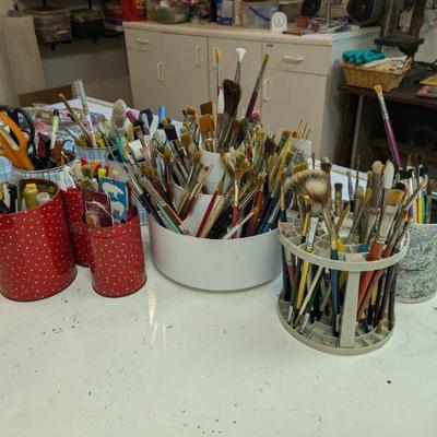 Paint brushes