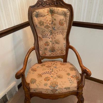 Master Chair for Dining Table