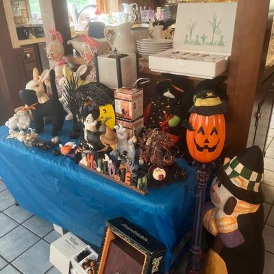 Halloween  - Dept 56 