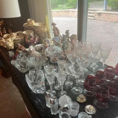 table of crystal 