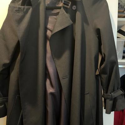 Women’s designer clothing—sizes 2-6—Burberry, St John, Worth, Carlisle, J. McLaughlin, and more