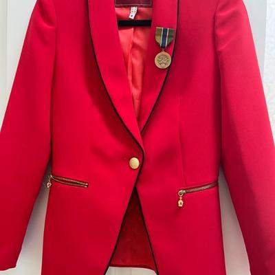 Women’s designer clothing—sizes 2-6—Burberry, St John, Worth, Carlisle, J. McLaughlin, and more