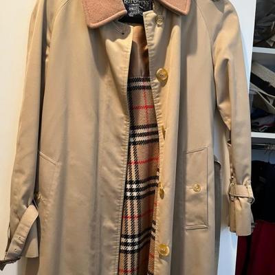 Women’s designer clothing—sizes 2-6—Burberry, St John, Worth, Carlisle, J. McLaughlin, and more