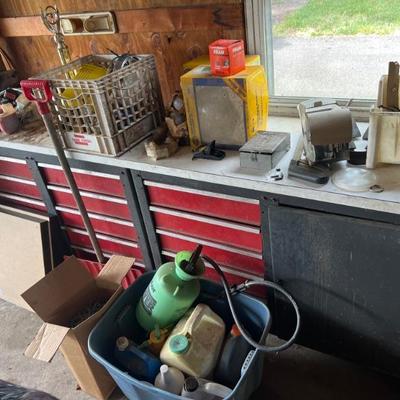 Work and tool bench