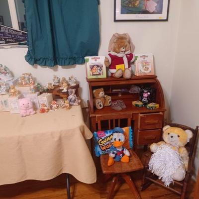 So cute-a child's rolltop desk and chair