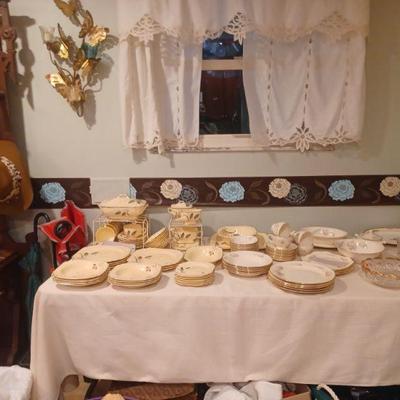 Two sets of Homer Laughlin dishes