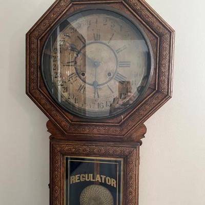 VINTAGE CLOCK