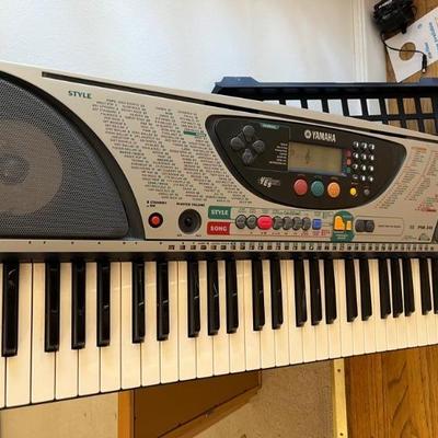 YAMAHA PIANO